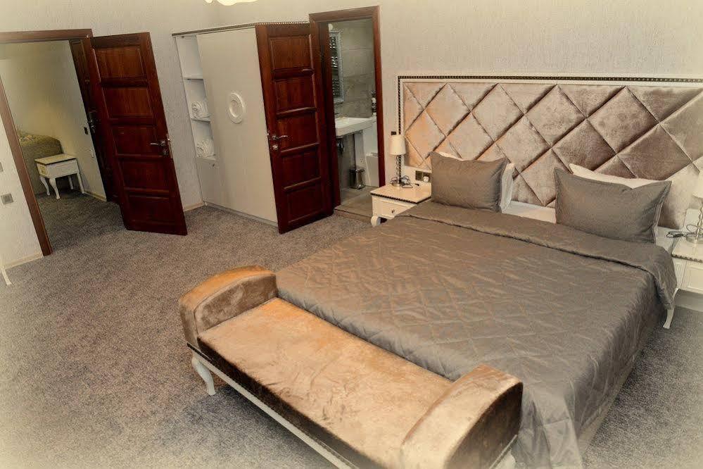 Maestro Hotel Baky Esterno foto